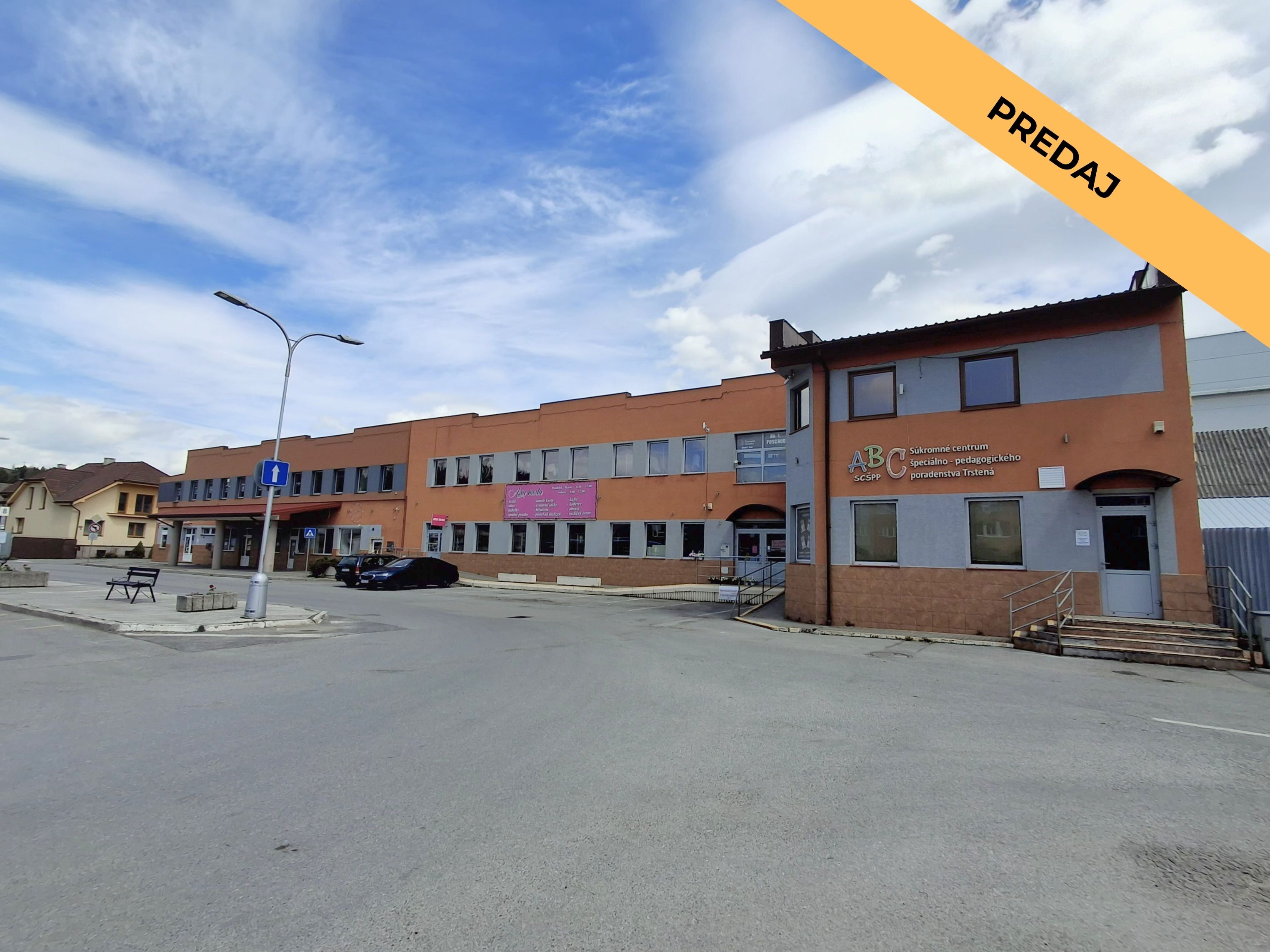 TRSTENA obchodne priestory